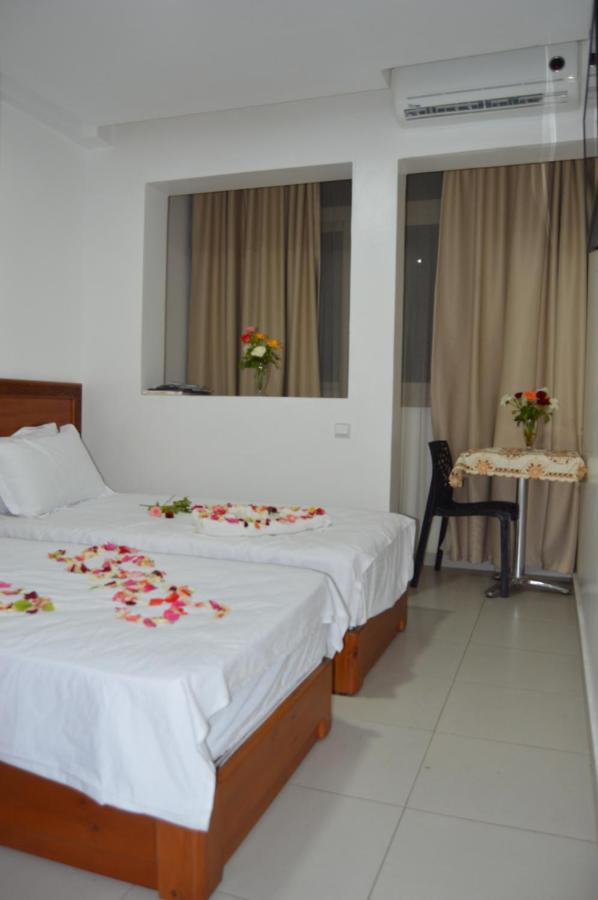 Hôtel Zahrat Souss -Inezgane Exterior foto